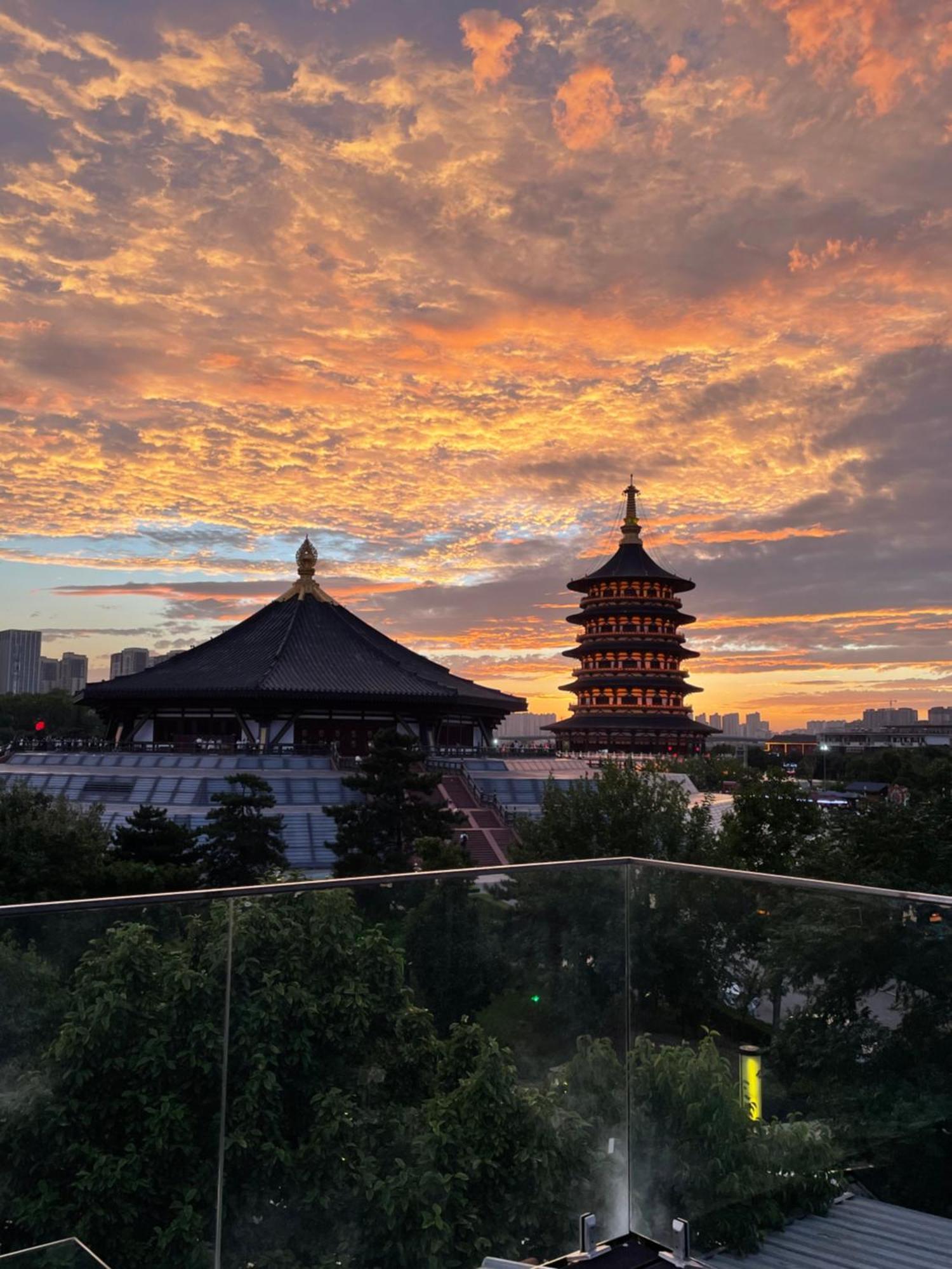 Once Artistic Inn Luoyang Luoyang  Buitenkant foto